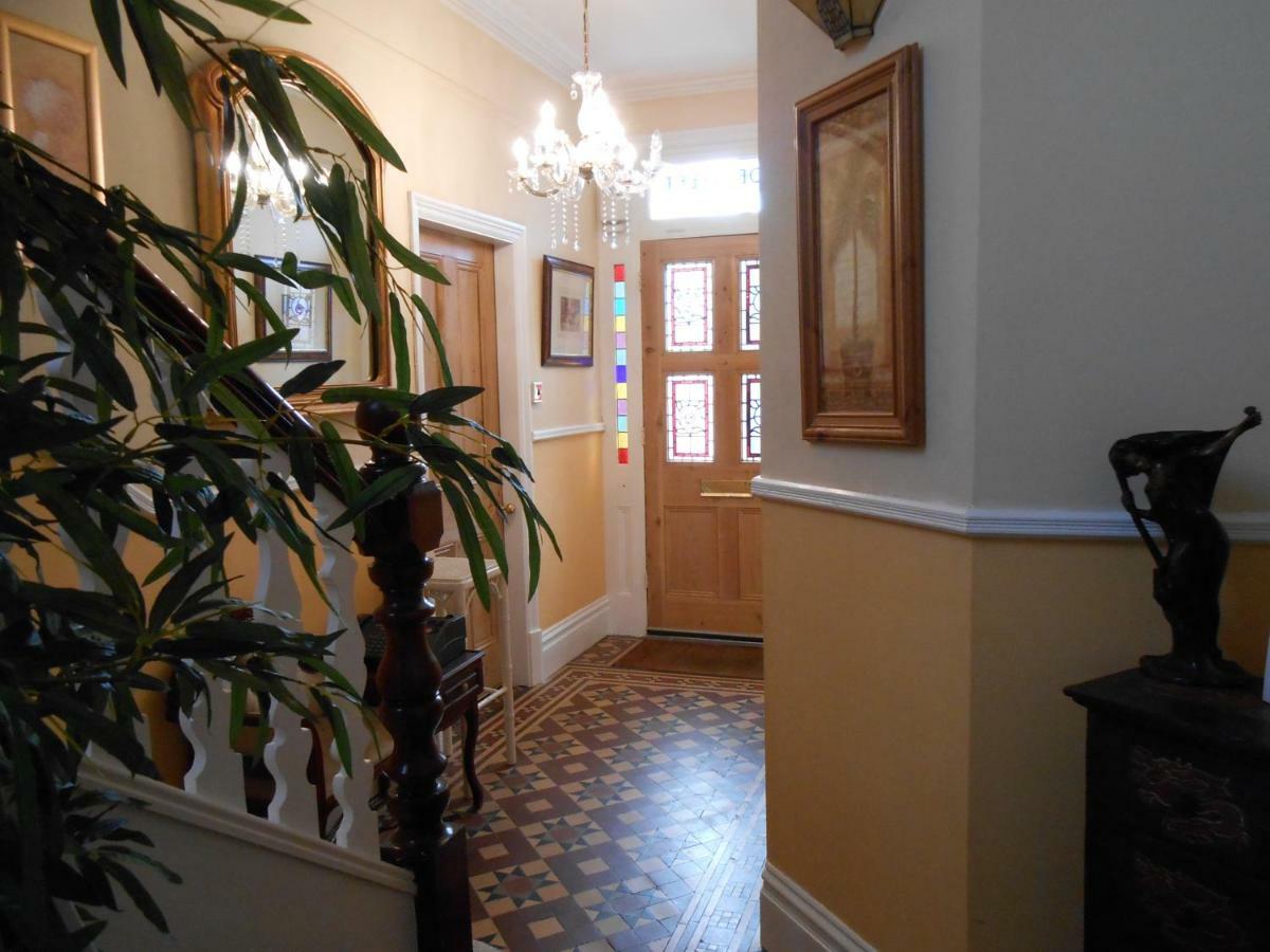 Bed and Breakfast Olderfleet à Clacton-on-Sea Extérieur photo